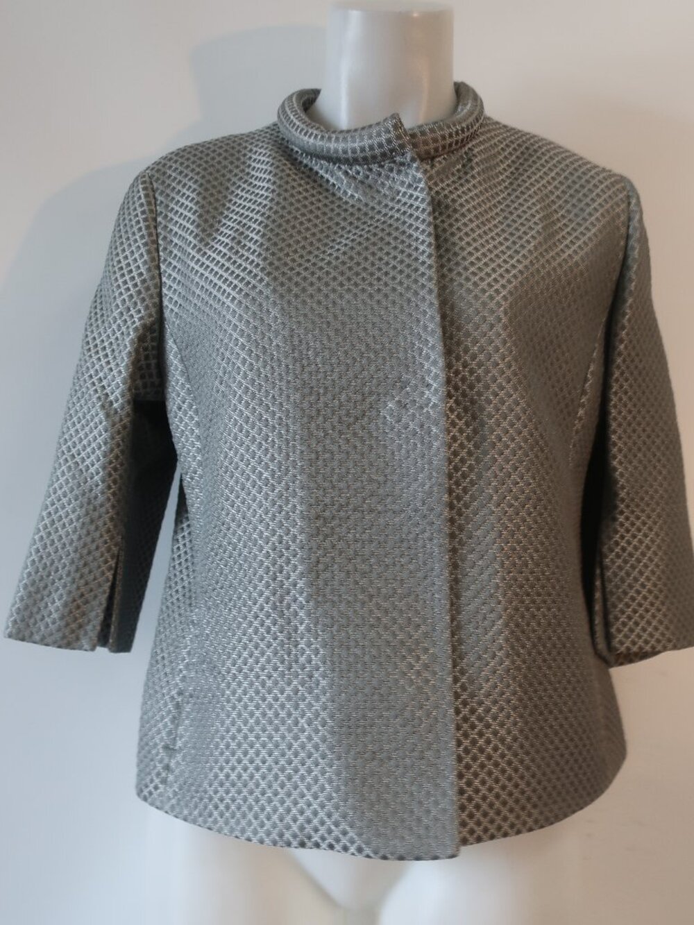 NWT Womens Akris Punto Silver (Item- 60) Pure Silk Jacquard One Snap Jacket 10